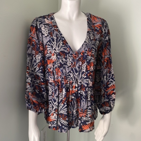 ANTHROPOLOGIE Maeve Cathy Pleated Blue Jungle Top Medium - Picture 4 of 11